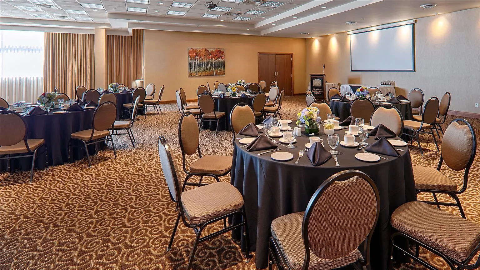 Best Western Premier Chateau Granville Hotel & Suites & Conference Centre Vancouver 4*,  Canada