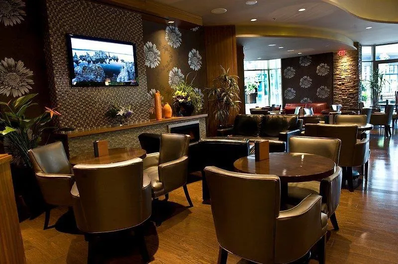 Best Western Premier Chateau Granville Hotel & Suites & Conference Centre Vancouver 4*,