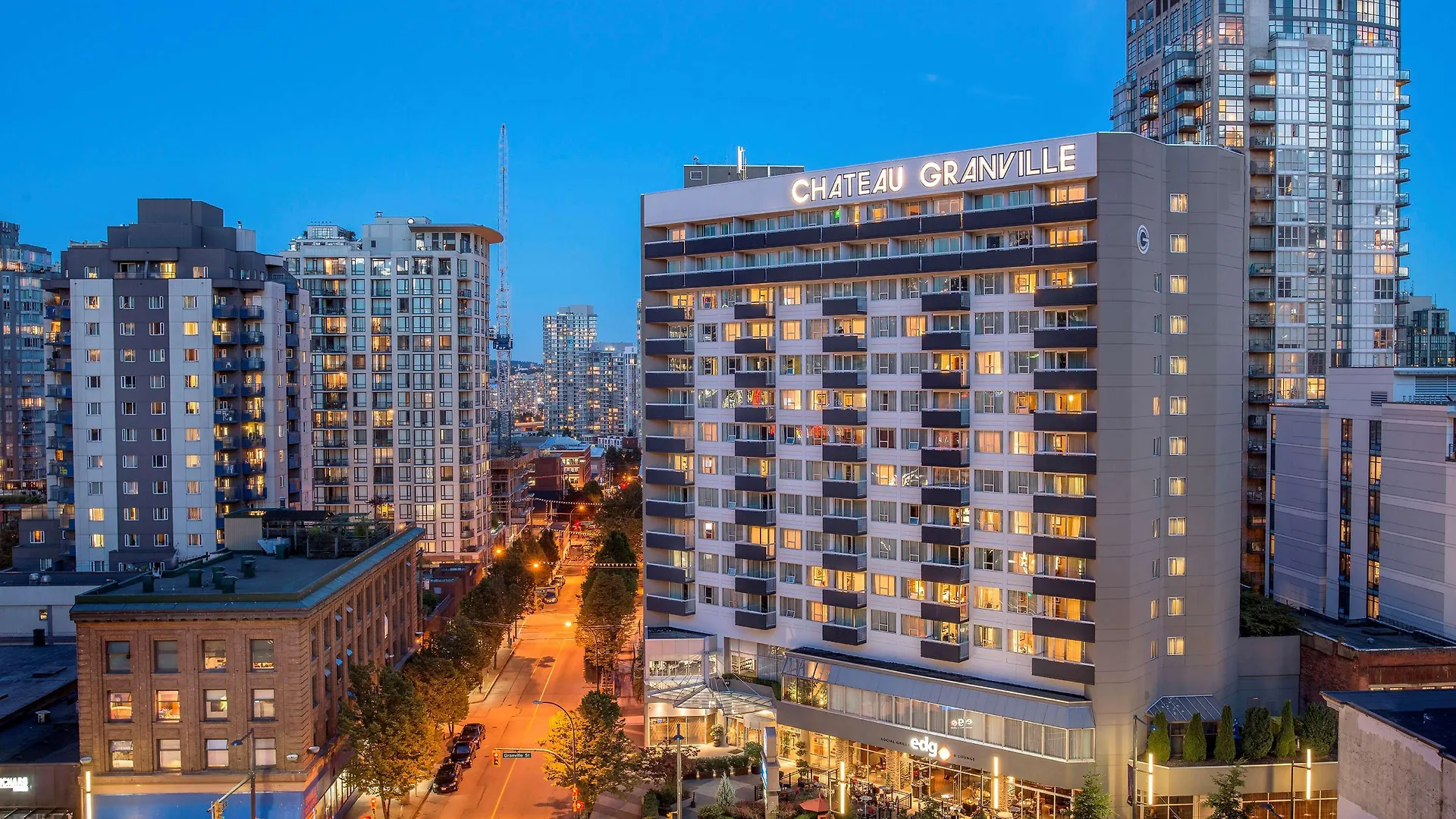Best Western Premier Chateau Granville Hotel & Suites & Conference Centre Vancouver 4*,