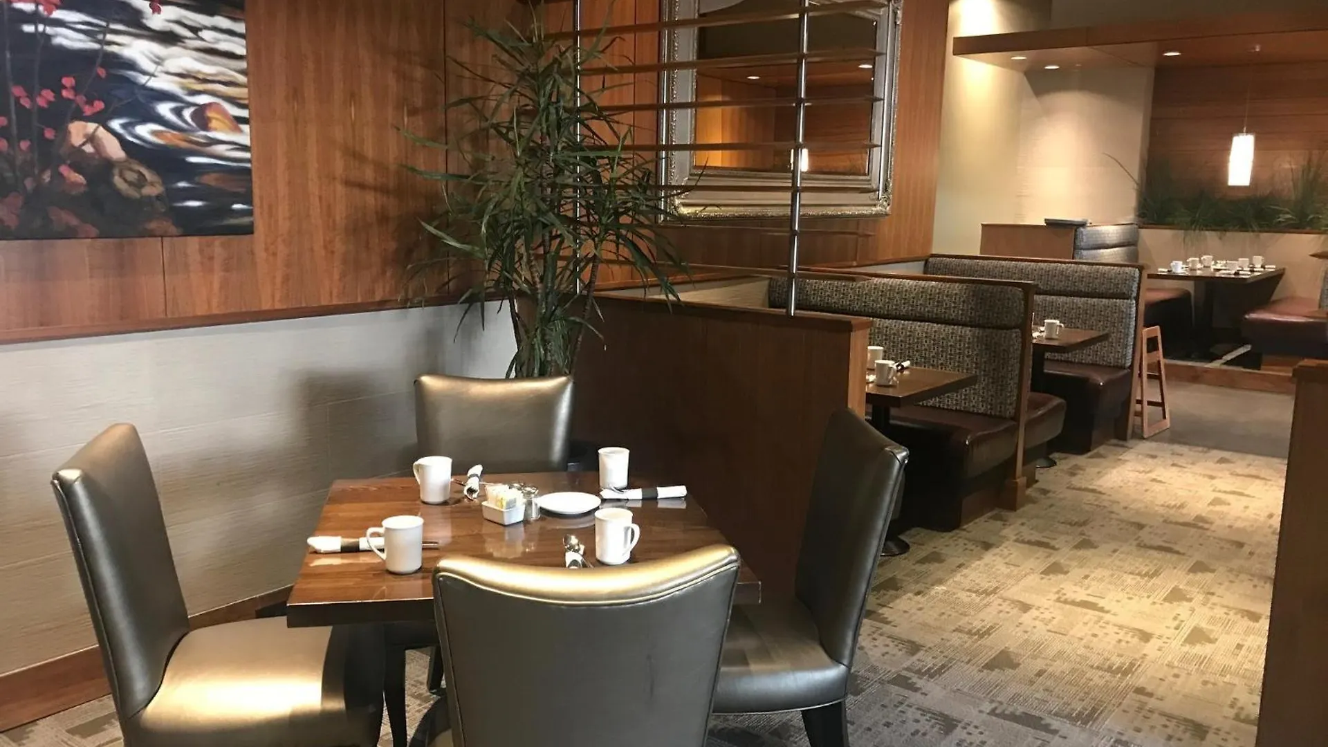 ****  Best Western Premier Chateau Granville Hotel & Suites & Conference Centre Vancouver Canadá