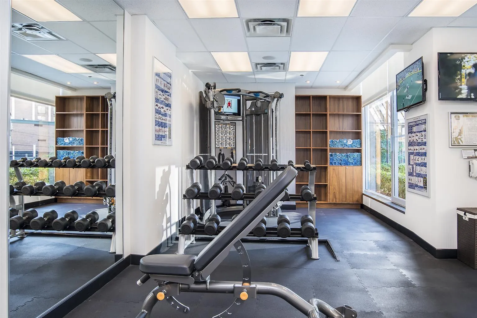Best Western Premier Chateau Granville Hotel & Suites & Conference Centre Vancouver