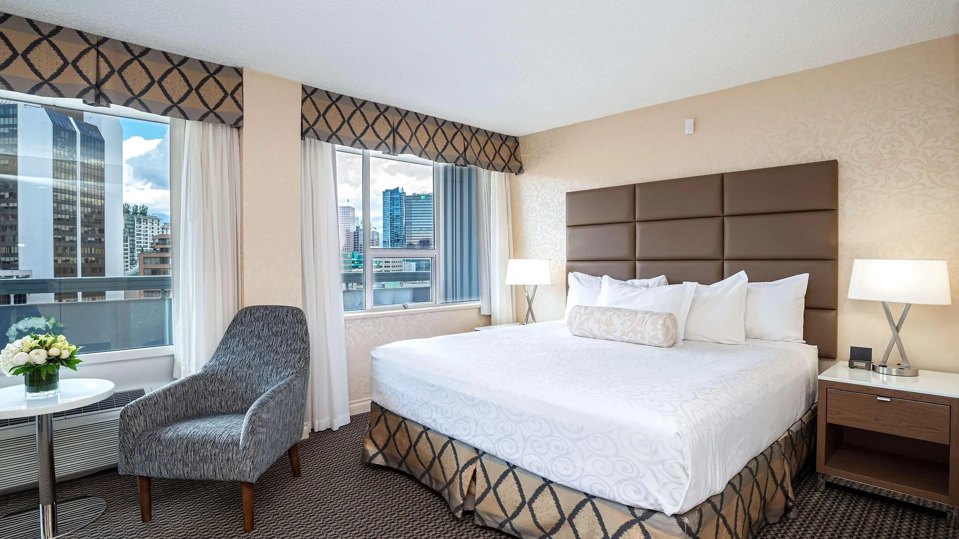 Best Western Premier Chateau Granville Hotel & Suites & Conference Centre Vancouver