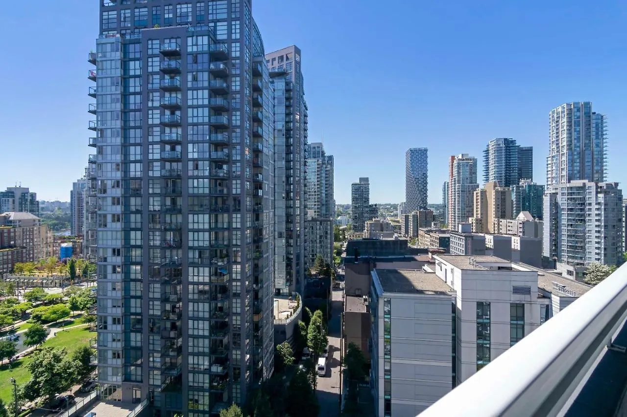 Best Western Premier Chateau Granville Hotel & Suites & Conference Centre Vancouver