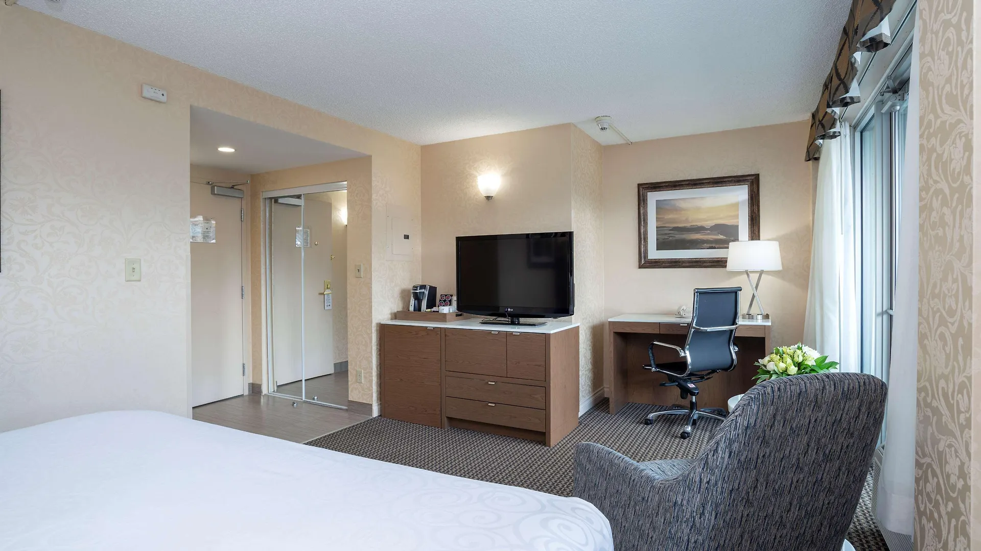Best Western Premier Chateau Granville Hotel & Suites & Conference Centre Vancouver