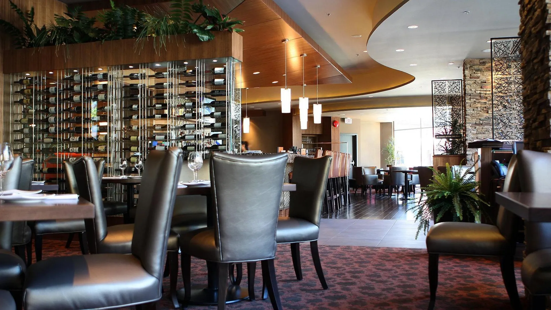 Best Western Premier Chateau Granville Hotel & Suites & Conference Centre Vancouver