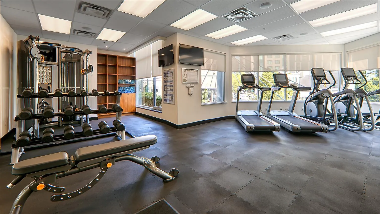 Best Western Premier Chateau Granville Hotel & Suites & Conference Centre Vancouver